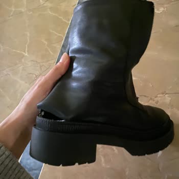 Derimod Botun Arka Kısmından Sökülmesi