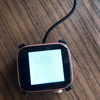 Trendyol Smartest Technology Arızalı Gelen Ürünün İadesi Halen Yapılmış Değil