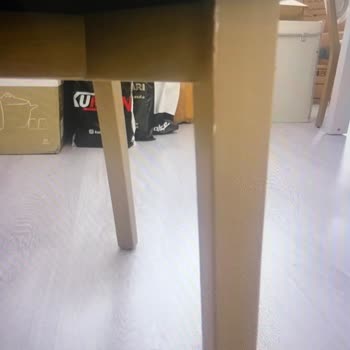 Kelebek Mobilya Üründeki Hasar Telafi Edilmedi, Telefonlara Cevap Vermiyorlar.