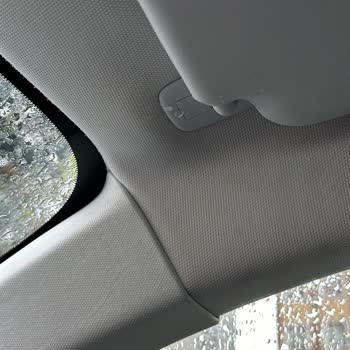 2020 Opel Grandlandx Cam Tavandan Su Alması