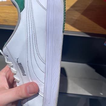 Puma Ayakkabı Yırtılması Açılması