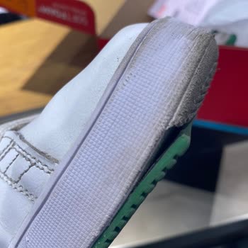 Puma Ayakkabı Yırtılması Açılması