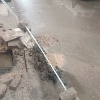 Bursa Büyükşehir Belediyesi Sokağa Lağım Akıyor