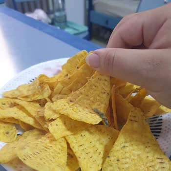 BİM Cipsten Kurt Çıktı!