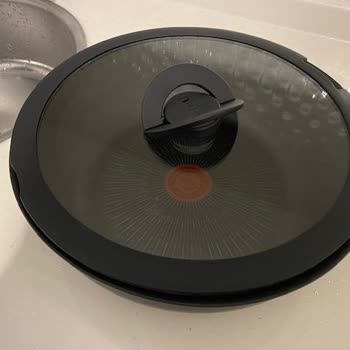 Tefal Kusurlu Ürün Satıyor Ve Sonrasında Ürünün Arkasında Durmuyor.