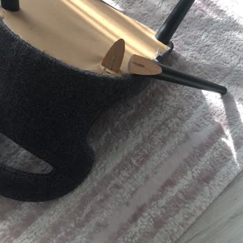Ergül Mobilya Sandalye Ayağı Kırıldı