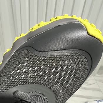 Under Armour Kalitesiz Ürün Ve Kötü Deneyim