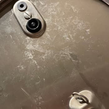 Fissler Düdüklü Tencerenin Renk Değiştirmesi/Lekelenmesi