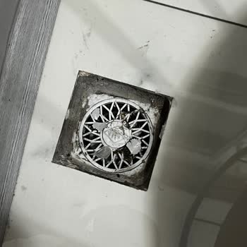 Saygın Temizlik Tadilat Sonrası Yapılan Ev Temizliğinden Memnun Kalmadım!