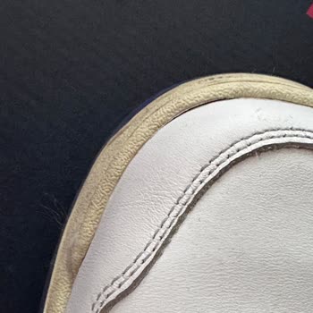 Tommy Hilfiger Yüksek Fiyatlı Ayakkabının Hızlı Yıpranması Ve Hizmet Kusuru