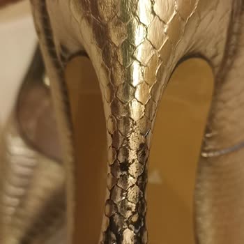 Nine West Kusurlu Ürüne İade Kabul Etmiyor!