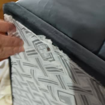 A101 Koltuk Takımı Ayaklar Eksik Yırtık