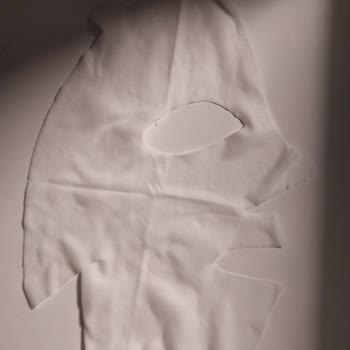 Bee Beauty Bakım Maskesinin Yamuk Olması