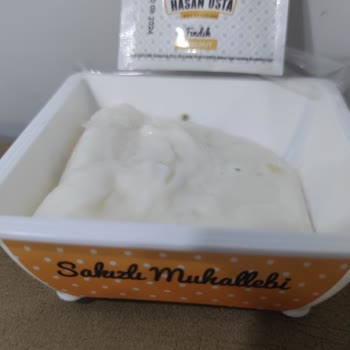 Bolulu Hasan Usta Küflü Tatli Satıyor