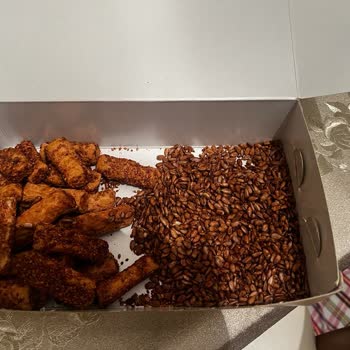 Çekmeköy Fırıncı'dan Aldığım Gıdanın İçine İstemediğim Ay Çekirdekleri Konması