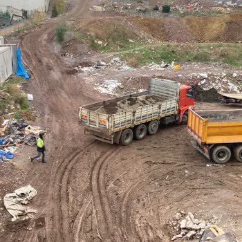 Kalamış Yapı Sokak Çamur İçinde Kaldı