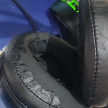 Monster Kulaklık Pedi Soyulması Ve Titreşim Özelliğinin Kaybolması