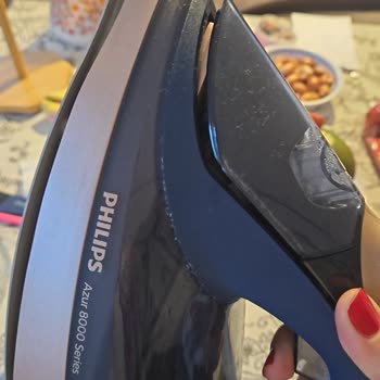 Philips Ev Aletleri Ütümün Üst Parçası Ana Gövdeden Ayrıldı