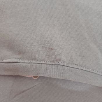 Beko Çamaşırlar Da Leke Bırakıyor