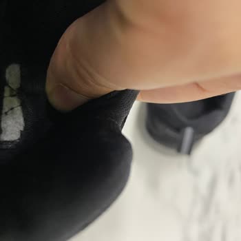 A101 Skechers Ayakkabı İçi Yırtıldı