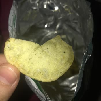 Lays Cips Kıl Çıkması