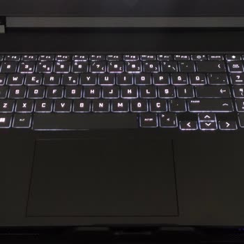 Vatan Bilgisayar Dudullu'dan Aldığım Bilgisayarda Deforme