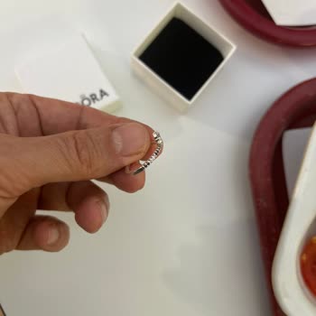 Pandora Mücevher Mi Asla