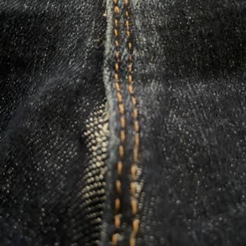 LCW Pantolon Yırtılması