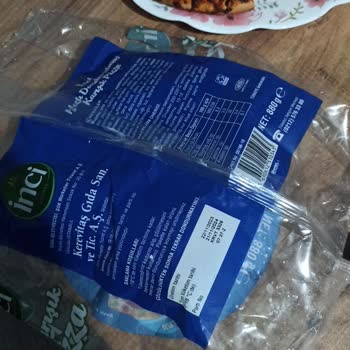 Şok Marketler Pizzadan Bayan Saçı Çıktı