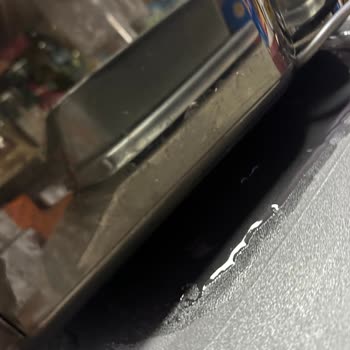 Nespresso Atelier S85 Coffee Machine Water Leak on the Base