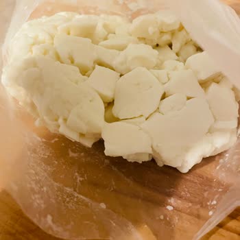 Happy Center Kokmuş Ve Bozulmuş Peynir Gönderimi