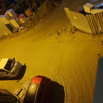 KİPTAŞ Çamur İçinde Yaşıyoruz.