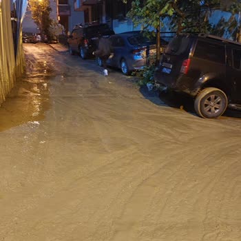 KİPTAŞ Çamur İçinde Yaşıyoruz.