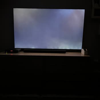 LG TV&nbsp;75QNED816 Light Leaks Happened, Replacement 75QNED916PA Has the Same Issues
