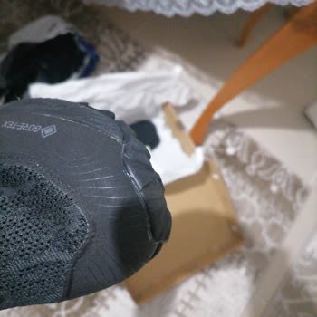 ASICS Ürün Kusurlu Ve Rahatsız Edici
