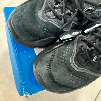 SuperStep Ten Alınan Adidas Ayakkabı Kısa Sürede Deforme Oldu.