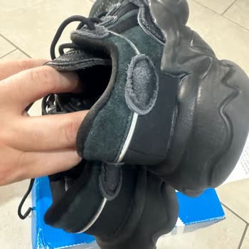 SuperStep Adidas Marka Kısa Sürede Deforme