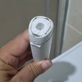 Oral - B Bakteri Yuvası Diş Fırçası