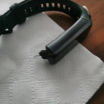 Huawei Kol Saati Şarj Ayağı Kırıldı