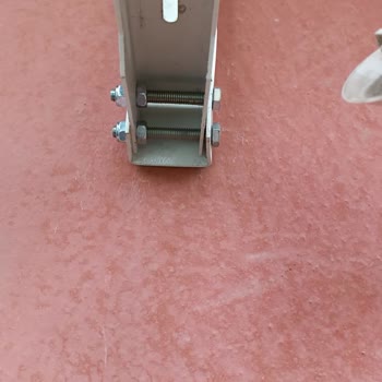 ECA Dış Ünitede Yüksek Sesle Çalışma