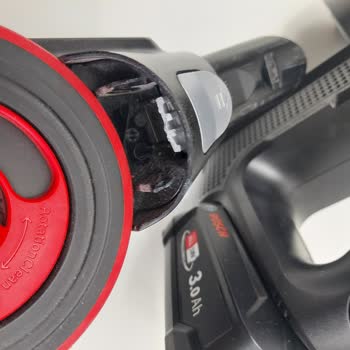 Bosch Unlimited 7 Dik Süpürge Bağlantı Mandalı Kırıldı