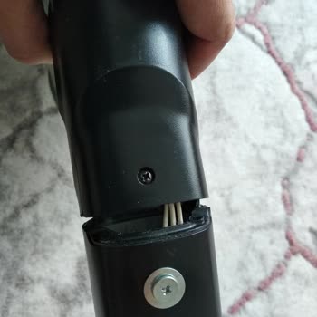 PHILIPS Ev Aletleri Philips XC7043 Süpürge Sürekli Arıza Veriyor