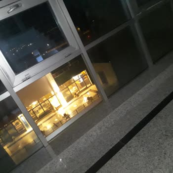 Tuna Termal Otel (Afyon) Afyon Gazlıgöl Bölgesindeki Termal Otelde Yaşanan Sorunlar