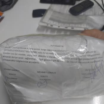 PTT Kargo Patlamış Kargo Bırakıp Gitmiş