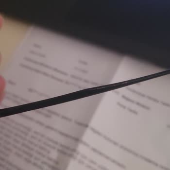 Rayban Marka Gözlüğümün Sapındaki Boyası 9 Ayda Soyulmaya Başladı.