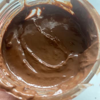 Nutella Markasının İçinde Pütürlü