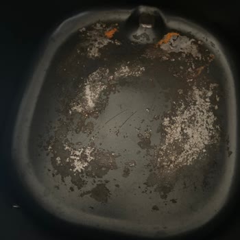 Kumtel Haznesinin Paslanması Ayrıca Çekmecenin Tam Oturmaması