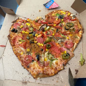 Domino's Pizza Hayal Kırıklığı Yaşatıyor