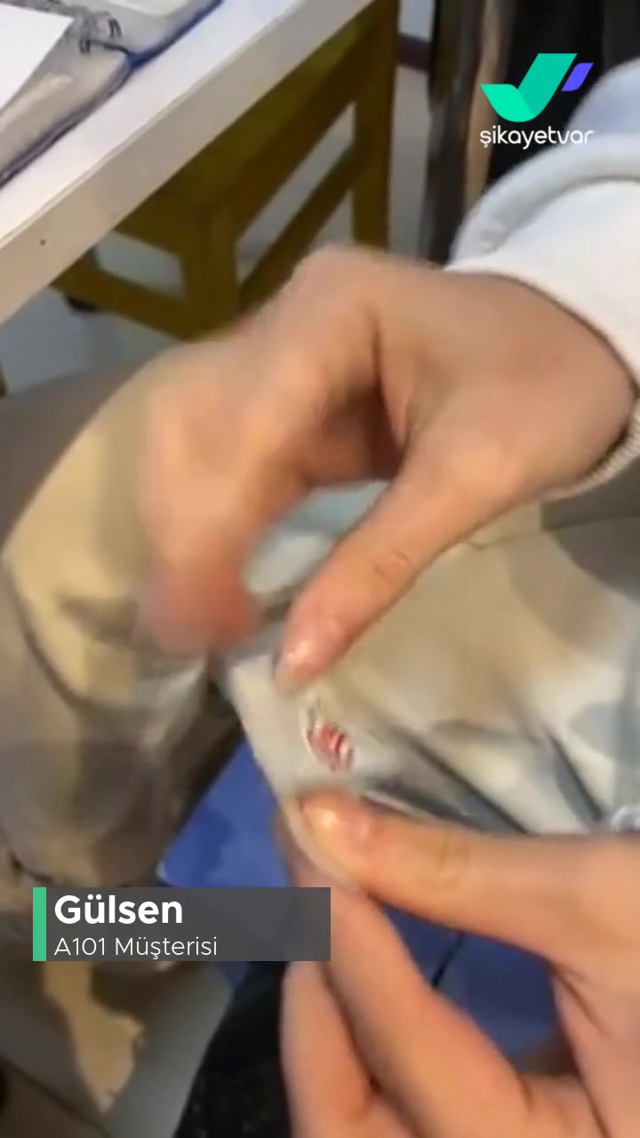 A101 Aldığım Çikolata Paketi Boş Çıktı! videonun kapak resmi