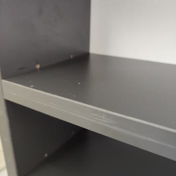 Vivense Kitaplık Kötü Malzeme Kötü!